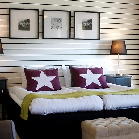 Hotell Tinget Сала Екстериор снимка